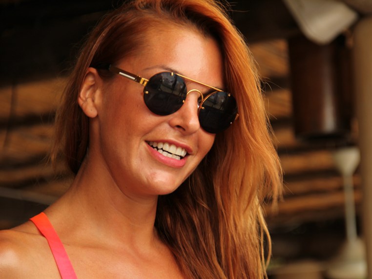 Tanja La Croix at Edde Sands